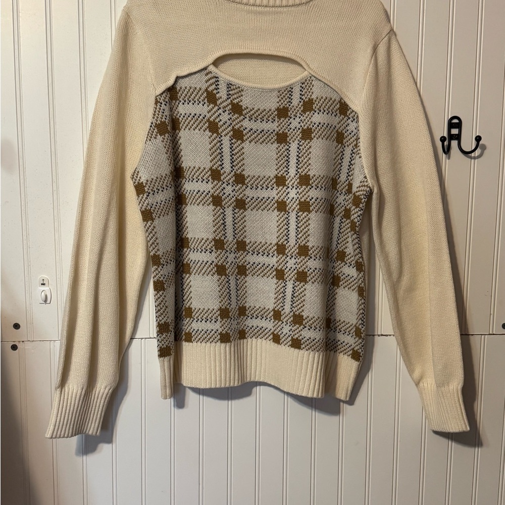 Cato Plaid Cutout Sweater in Cream and Brown Sz xl